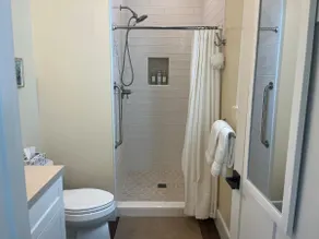 Suite Retreat - Image 5