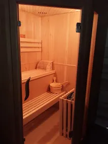 House: Sauna, Hammam & Jacuzzi - Image 3