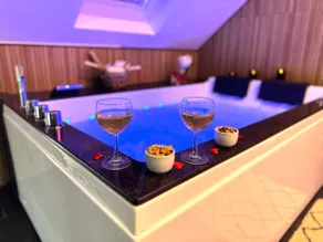 Maison Rita – Prestige Spa Suite - Image 4