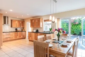 Foleys Guesthouse Ardmullen Self-catering sleeps 6 - Image 4