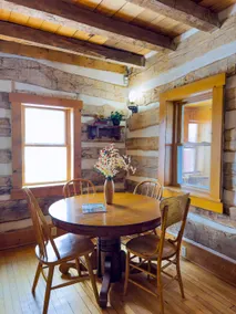 The Log House - Image 3