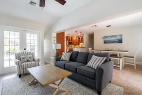 Delray Oasis: Pool, Gazebo & Beach Access - Image 2