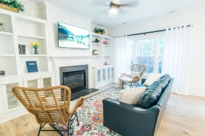 Claire’s Charming Cottage near RDU and RTP - Image 5
