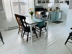 Ocean's Whisper Beach House - Image 3