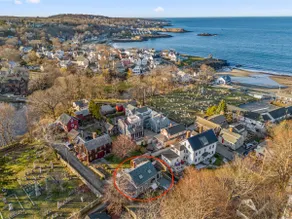 2BR Home|Downtown Rockport w/parking|Walk 2 Ocean - Image 4