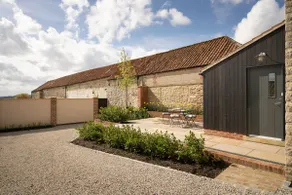 Vintners Cottage - sleeps 4 - Image 2