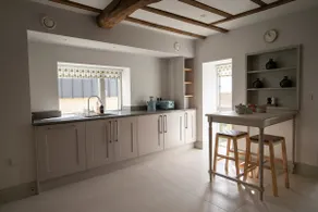 Vintners Cottage - sleeps 4 - Image 5
