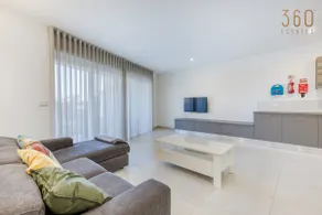 Lovely designer 3BR Apt with Private Terrace with BBQ by 360 Estates - Image 2