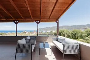 Panoramic Seascape Retreat - Image 5