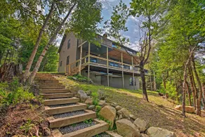 2-Acre Lakefront Haven | Dock, Kayaks, Guest House - Image 4