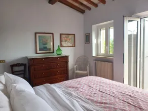 Sweet garden cottage in hilltown - Image 4