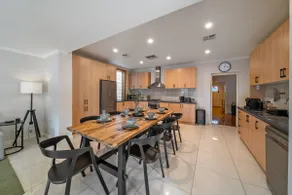 Coopers Cottage - Spacious Pool Escape with Studio - Image 3