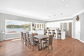 Luxury Lakefront Retreat Sleeps 18 Dock + Hot tub - Image 2