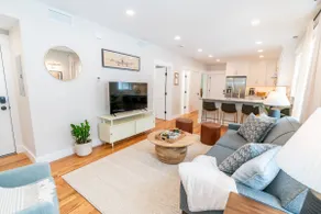 Sage Haven: Elegant, Comfortable, Close to Yale - Image 5