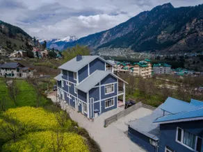 Moreish Villa: Entire Cottage of 3BHK - Image 2