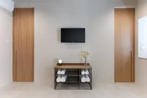 Studio in Historic House + shared rooftop - Image 3