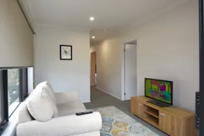 Kaythree - Perfect 3br townhouse - Image 5