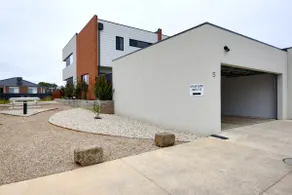Kaythree - Perfect 3br townhouse - Image 2