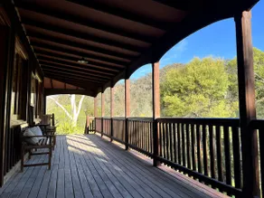Serene Mountain View Retreat | Suzie’s Place - Image 4