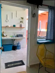Victoria Room, private, by the beach, centered - Image 4