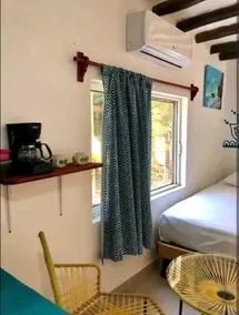 Victoria Room, private, by the beach, centered - Image 2