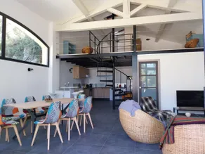A loft in Provence with a pool - Image 2