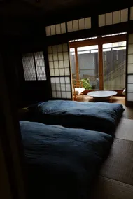 Experience the beauty of indigo and brown.A stay to experience the townscape and the beauty of handicrafts in Tokaido and Sekime - Image 4