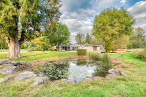 Private Farmhouse Estate w/ Barn ✔ Wedding, Event - Image 3