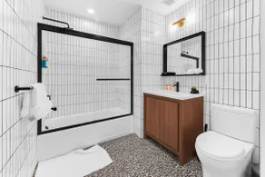 1BR Oasis, 20 Min NYC, 4 Min to Prudential Concert - Image 3
