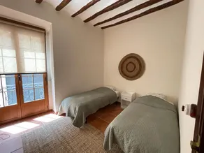 Spacious apartment for up to 6 people - Image 5
