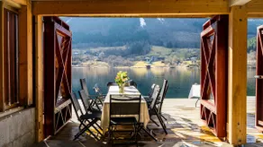 Architect-designed, newly built cabin/waterfront house - Image 4