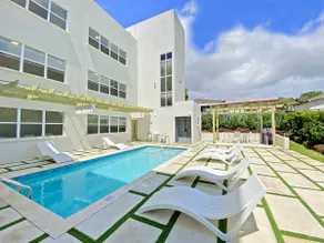 New Discounted Luxury Condo w/ Beach Access & Pool - Image 3