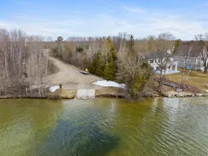 Round Lake w/Lake Access - Image 4