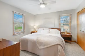 Airy Delavan Lake Oasis - Image 3
