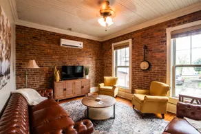 The Loft off Main II - Image 5