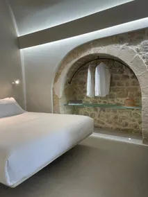 Room2cento46 - Image 4