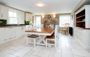 Historic Luxury House - Image 4