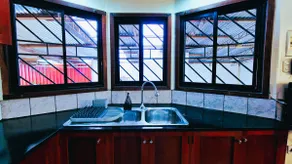 A cozy house close to everything for families or groups - Image 4