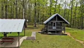 Reel Simple LAKEFRONT Cabin has kayaks for guests to enjoy on the lake! - Image 4