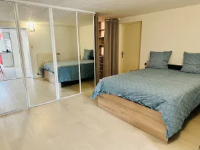 House - Image 3