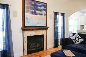 4BR Family Home + Outdoor Space! Come to the LAKE - Image 5