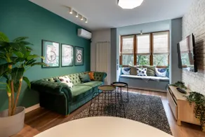 Downtown Retreat: Spacious 2-BR by Unirii Square - Image 3