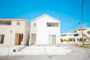 Completed construction of 1 building in 2024. Free high-speed Wi-Fi, free BBQ, free internet, free parking, ideal for southern sightseeing - Image 2