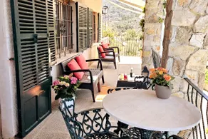 Vinya del Mar Cottage with Sea Views - Image 2