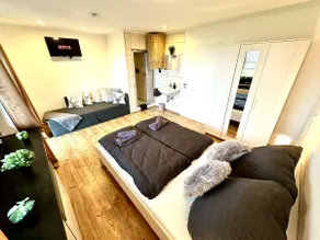 Cozy mountain bungalow with alpine view + garden + Netflix - Image 3
