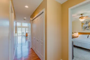 Luxurious Retreat! Spacious with Deck & BBQ Grill - Image 5