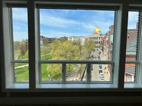 Penthouse luxury suite. Huge great room. 3 beds. - Image 4