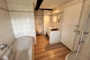 2-room accommodation with planks - Image 3