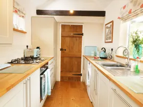 Larksworthy Cottage - Image 2