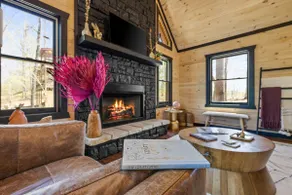 2 Master Bedrooms-BunkRoom-EVCharger-FirePit - Image 4